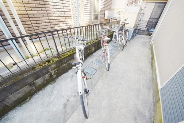 共有部分(★駐輪スペースです★)