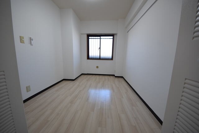 物件内観写真21　(★北側の洋室スペース★)