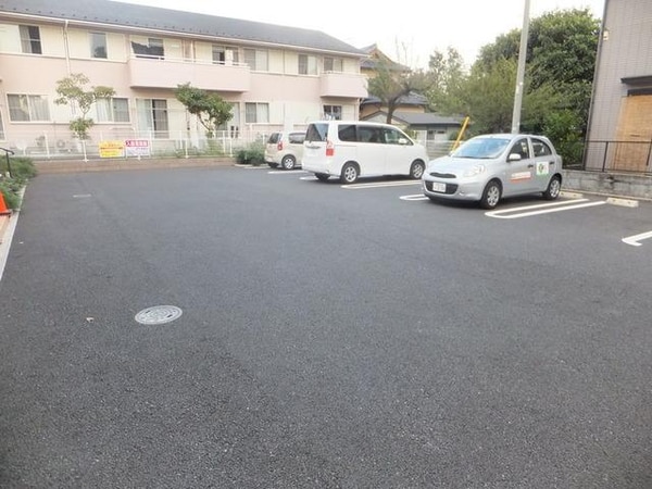 駐車場(★駐車場★)