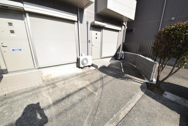 共有部分(★バルコニー前に駐輪できます★)