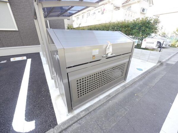 その他(★敷地内ゴミ置き場です★)