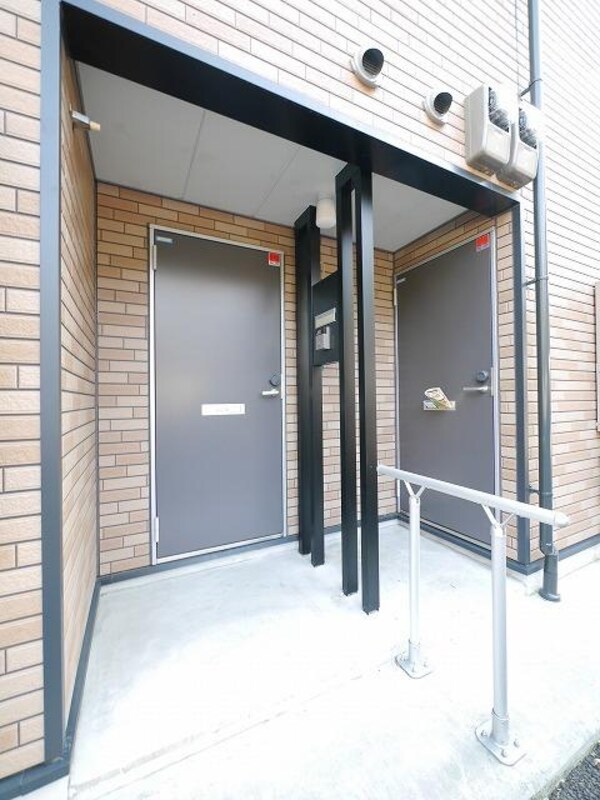 エントランス(★玄関前★)