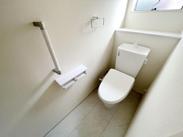 トイレ(※同施工イメージ写真です。参考にご覧ください)