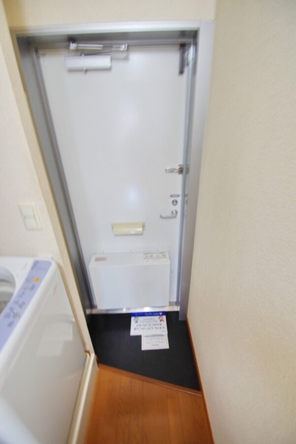 玄関(★お部屋探しはタウンハウジング稲田堤店まで★)