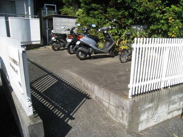 共有部分(～バイクも置いちゃっています～)