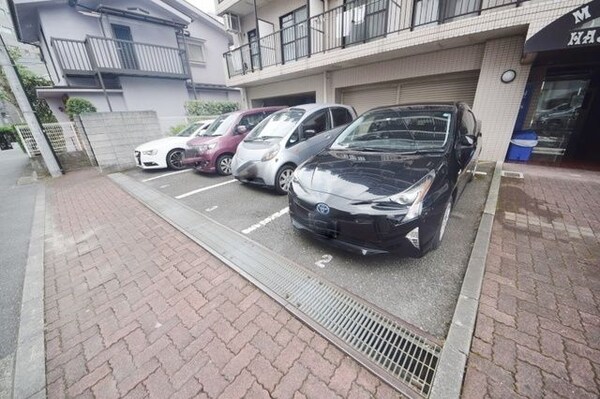 駐車場(★駐車場です★)