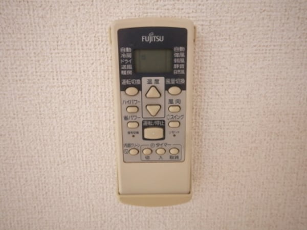 設備(★エアコンリモコンです★)