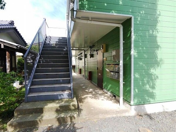 エントランス(★お部屋探しは、タウンハウジング多摩センター店へ★)