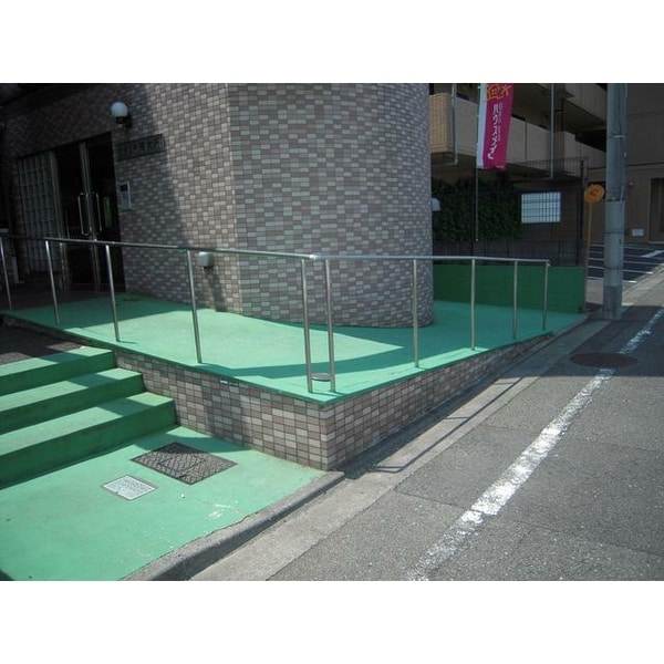 エントランス(★お部屋探しは、タウンハウジング多摩センター店へ★)