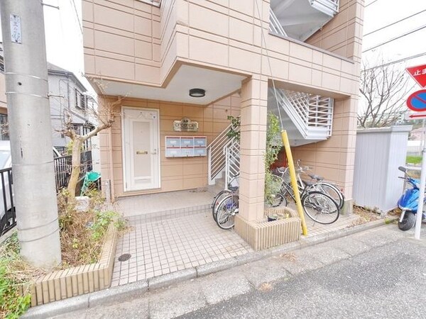 エントランス(★お部屋探しは、タウンハウジング多摩センター店へ★)
