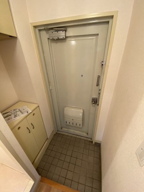 玄関(★お部屋探しは株式会社タウンハウジング東京まで★)