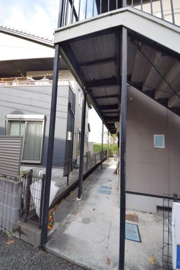 エントランス(★お部屋探しは、タウンハウジング多摩センター店へ★)