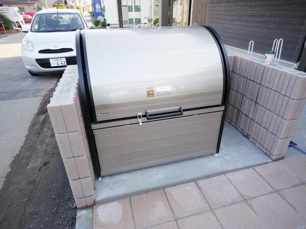 共有部分(★敷地内のゴミ集積所です★)