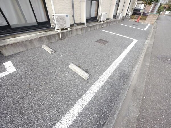 駐車場(★敷地内駐車場付きです★)