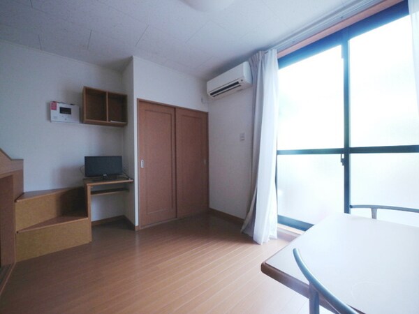 その他室内・内装(★綺麗で明るい６帖の洋室です★)