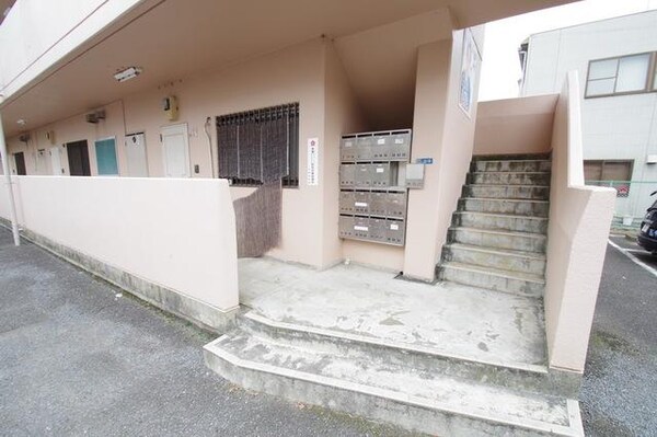 エントランス(★お部屋探しは、タウンハウジング多摩センター店へ★)