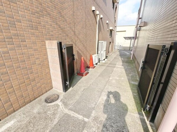 エントランス(★お部屋探しは、タウンハウジング多摩センター店へ★)