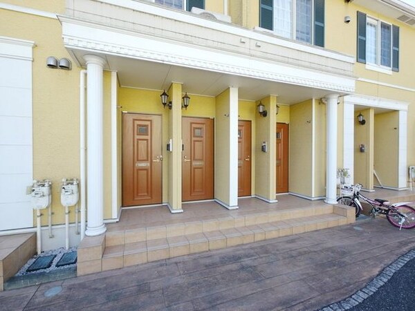 エントランス(★お部屋探しは、タウンハウジング多摩センター店へ★)