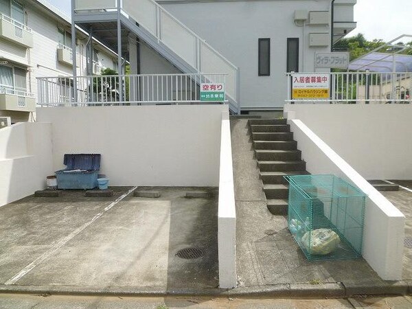 エントランス(★お部屋探しは、タウンハウジング多摩センター店へ★)