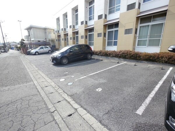 駐車場(★敷地内駐車場です★)