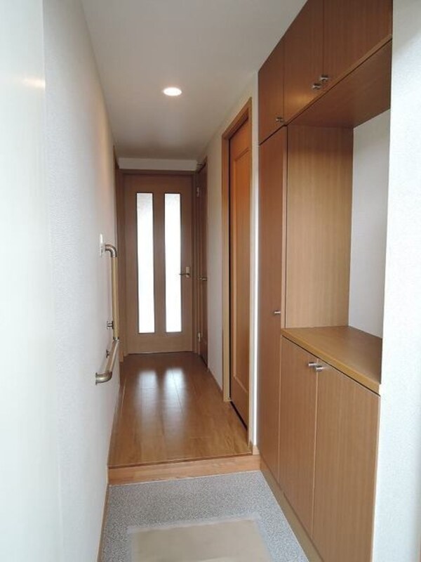 玄関(★お部屋探しは株式会社タウンハウジング東京まで★)