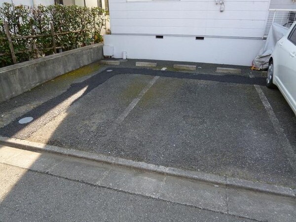 駐車場(★お部屋探しは、タウンハウジング多摩センター店へ★)