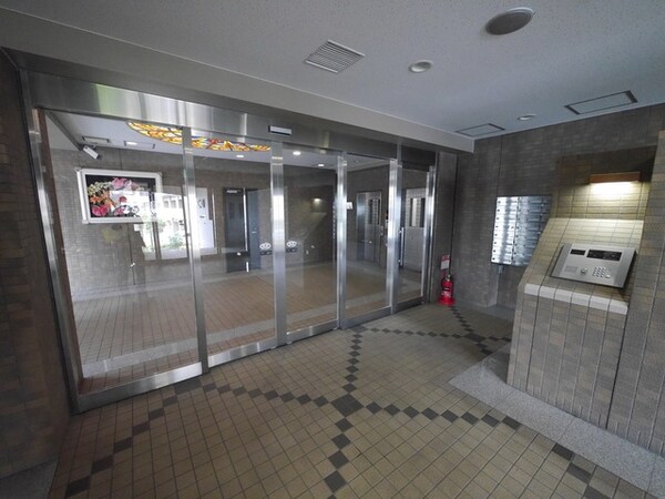 エントランス(★お部屋探しは、タウンハウジング多摩センター店へ★)