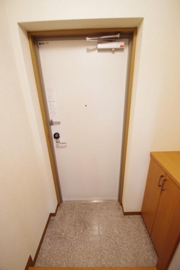 玄関(★お部屋探しは、タウンハウジング多摩センター店へ★)