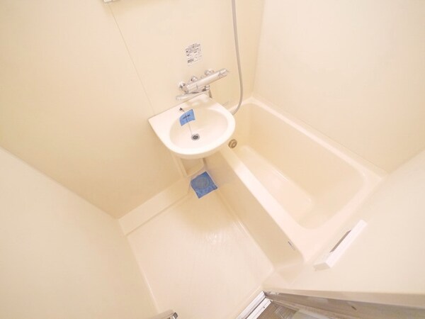 バス／シャワールーム等(★お部屋探しは株式会社タウンハウジング東京まで★)