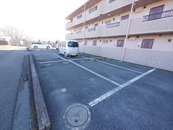 駐車場(★敷地内駐車場★)