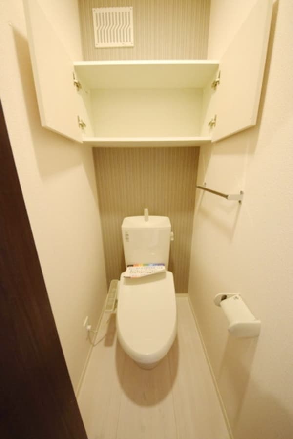 トイレ(★お部屋探しは株式会社タウンハウジング東京まで★)