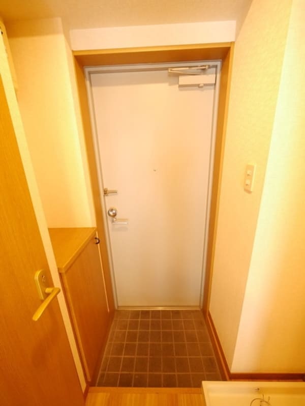 玄関(★お部屋探しは、タウンハウジング多摩センター店へ★)