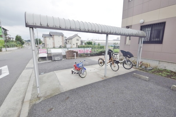 共有部分(★屋根付き駐輪場です★)