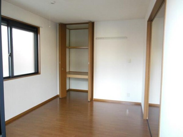 リビング・居室(★収納付のお部屋は嬉しいですね★)