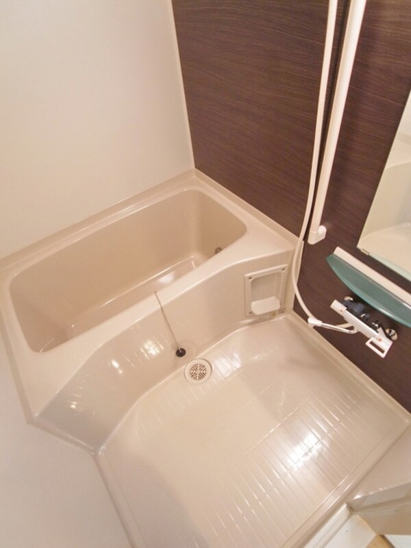 バス／シャワールーム等(★お部屋探しは株式会社タウンハウジング東京まで★)