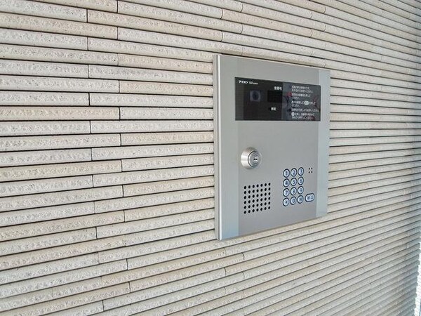 エントランス(★お部屋探しは株式会社タウンハウジング東京まで★)