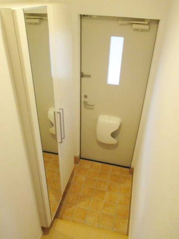 玄関(★玄関は１階です★)