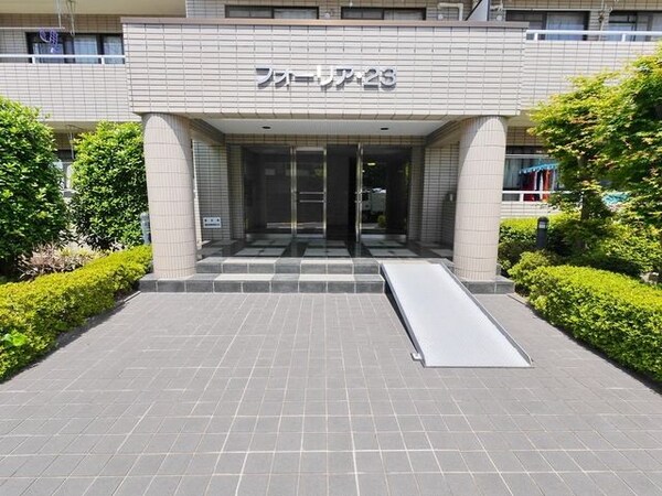 エントランス(★お部屋探しは、タウンハウジング多摩センター店へ★)