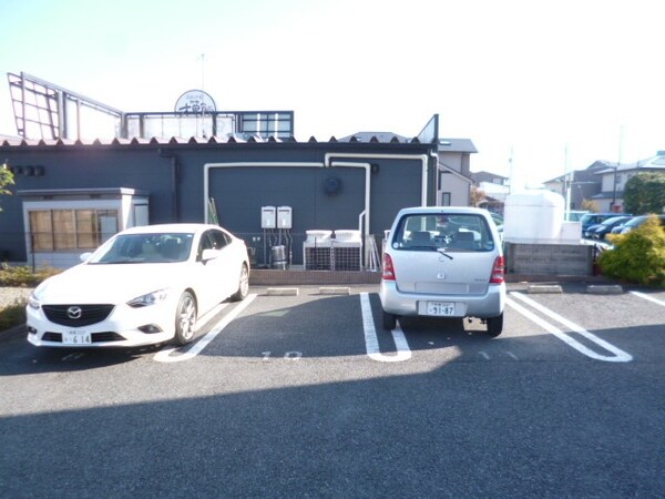 駐車場(★敷地内駐車場です★)