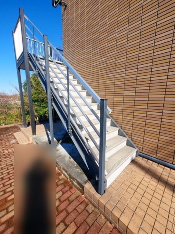 エントランス(★タウンハウジング稲田堤店までお問い合わせ下さいませ★)