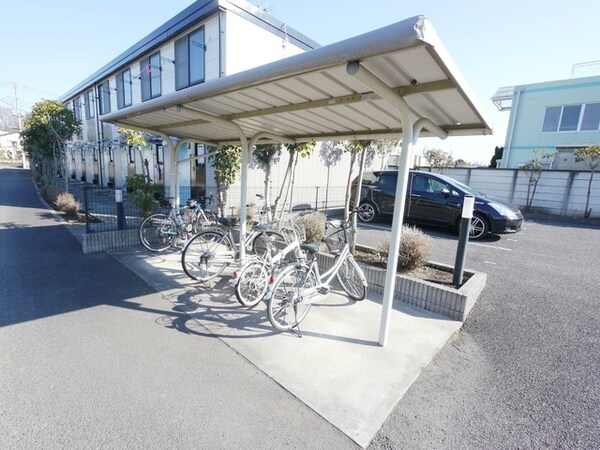 共有部分(★敷地内の屋根付駐輪場です★)