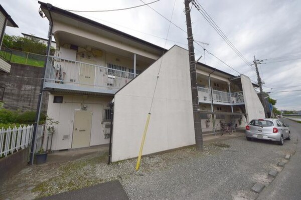 外観(★閑静な住宅街に立地しております★)