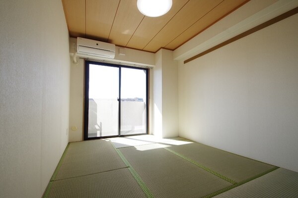 その他室内・内装(同建物別号室参考写真)