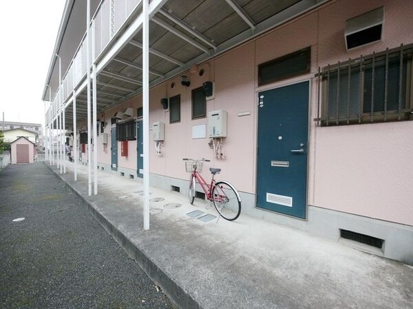エントランス(★お部屋探しは、タウンハウジング多摩センター店へ★)