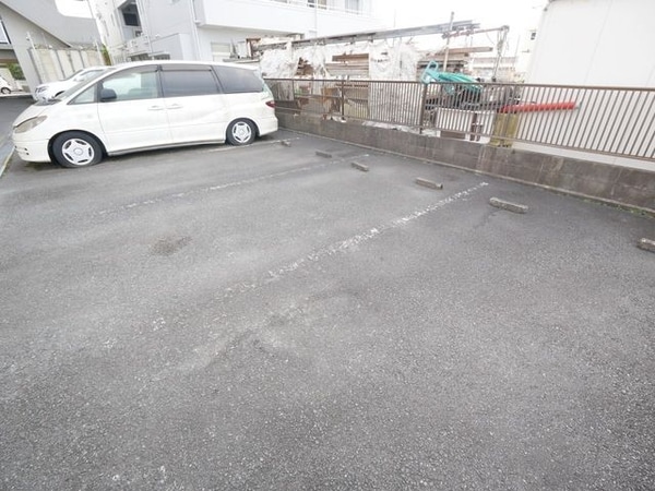駐車場(★お部屋探しは株式会社タウンハウジング東京まで★)