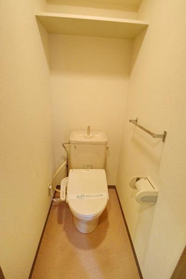 トイレ(～トイレ広くて落ち着けそうですね～)