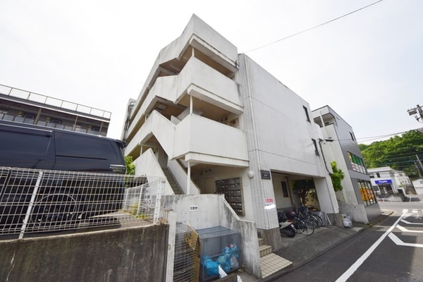エントランス(★お部屋探しは、タウンハウジング多摩センター店へ★)