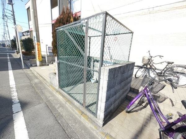 共有部分(★敷地内のゴミ置場です★)