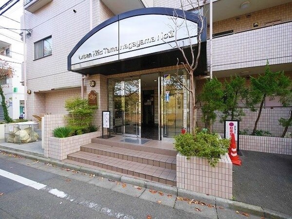 エントランス(★お問い合わせは、地域密着のタウンハウジングまで★)
