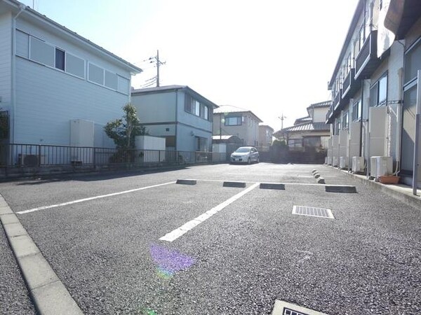 駐車場(★敷地内に駐車場あります★)